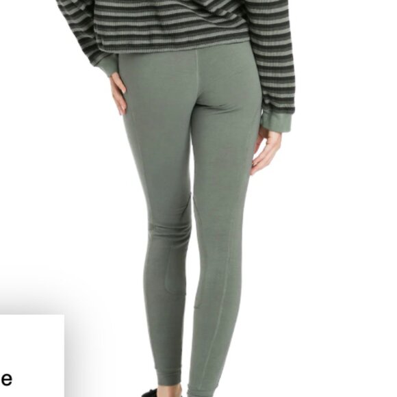 Take A Look About Hard Tail Yoga Clothes